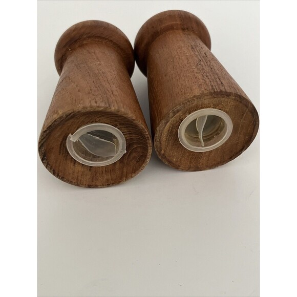 Vintage Teak Wood 4” Salt & Pepper Shakers Baker, Hart, & Stuart Stickers - Picture 6 of 8